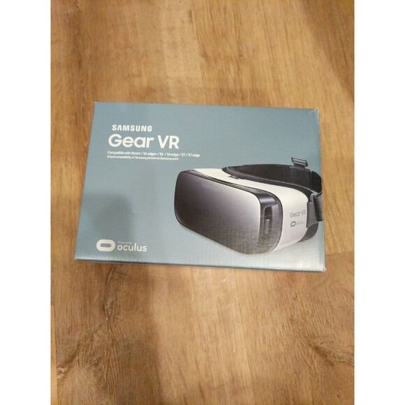Samsung Gear VR Oculus virtual reality - Picture 1 of 5